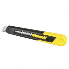 Нож 9мм сегментированное лезвие 130мм пластик серия SM (3 шт. комплект) 2-10-150 Stanley